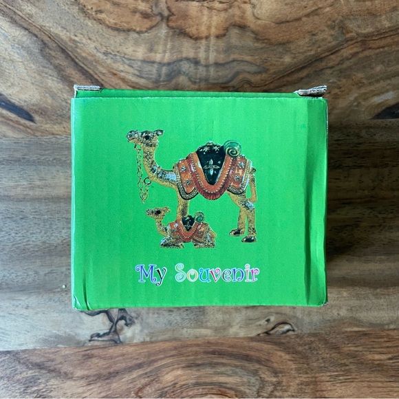 NWT Camel with Baby Souvenir Decoration Item - Picture 4 of 5